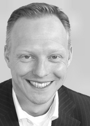 Dr. Oliver Schwenzer