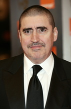 Alfred Molina