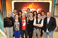 Sie sehen sich in der n�chsten Woche wieder: die �briggebliebenen acht Kandidaten und die Juroren mit Alina S�ggeler (l.), Thomas D. (2.v.l.) und Stefan Raab (r.)^^ProSieben^^