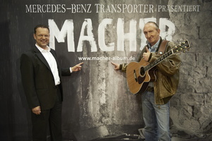 Suchen Macher: Thomas Urbach (l., Mitglied der Gesch�ftsleitung Mercedes-Benz Vertrieb Deutschland) und Mike Kr�ger