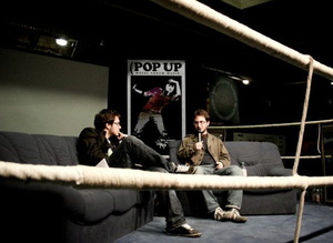 Beim Couchgespr�ch im Boxring: Shain Shapiro (l.) von der Canadian Independent Music Association und der Journalist Axel Rahmlow