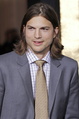 Ashton Kutcher soll Steve Jobs spielen^^Kurt Krieger^^