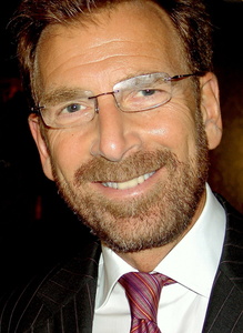 Ist einer Konsolidierung nicht abgeneigt: Edgar Bronfman