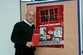Horst Soltysiak findet, dass auch der Thekenbereich f�r "Best Deal" genutzt werden sollte