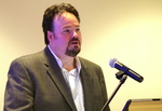 Bill Roper engagiert sich f�r die internationale Entwicklerszene und spricht regelm��ig auf Konferenzen