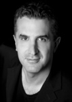 Seit �ber f�nfeinhalb Jahren unterst�tzt Murat Isg�der mit seiner Beratungsfirma movie consult namhafte Kunden und Projekte im Kino- und Home Entertainment-Markt, vor allem bei der Marketingkonzeption und im Produktmanagement. Zu seinen Kunden z�hlen u. a. SquareOne, Atlas, Universal Pictures, Prokino, Senator, Constantin, Warner und Fox.