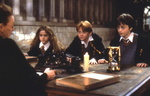 Auch nach fast zehn Jahren noch von unverminderter Strahlkraft: "Harry Potter und der Stein des Weisen" (Bild: Warner)