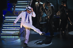 Aufw�ndig inszenierte Hommage an den King of Pop: "Thriller Live" (Bild: Hugo Glendinning)