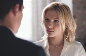 DreamWorks will "Match Point"-Hauptdarstellerin Scarlett Johansson zu einer Oscar-Nominierung verhelfen (Bild: Prokino)