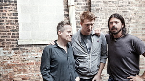 Rocken am Ring und im Park: Them Crooked Vultures (Bild: Dustin Rabin/Sony Music)