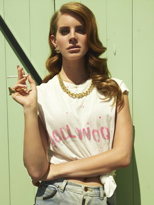 Sticht in den UK-Charts Leonard Cohen aus: Lana Del Rey (Bild: Nicole Nodland)