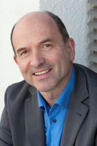Dr. Manfred Hattendorf