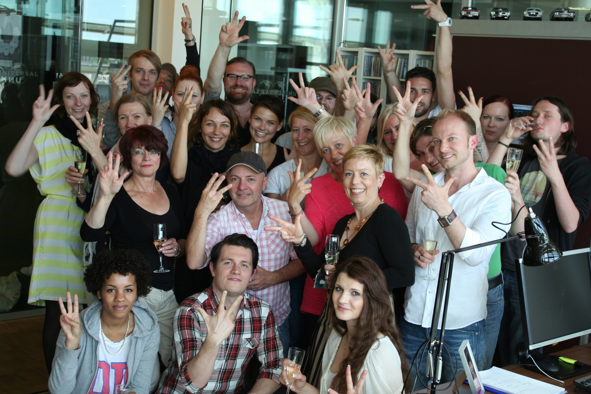 universal-music-publishing-zelebriert-charts-triple