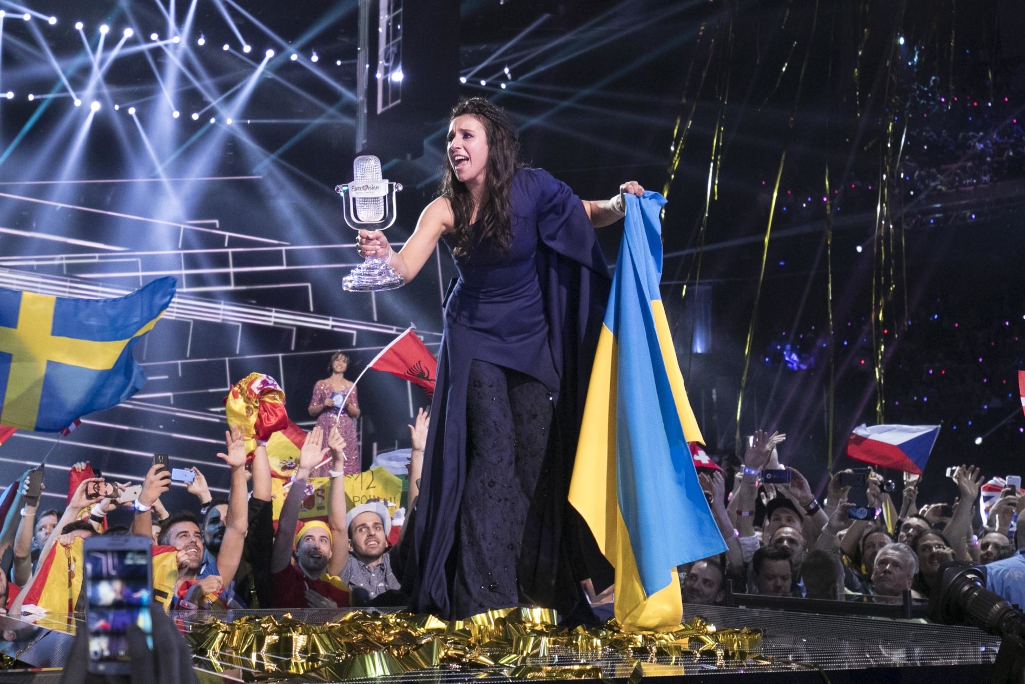Ukraine gewinnt Eurovision Song Contest, Deutschland Letzter