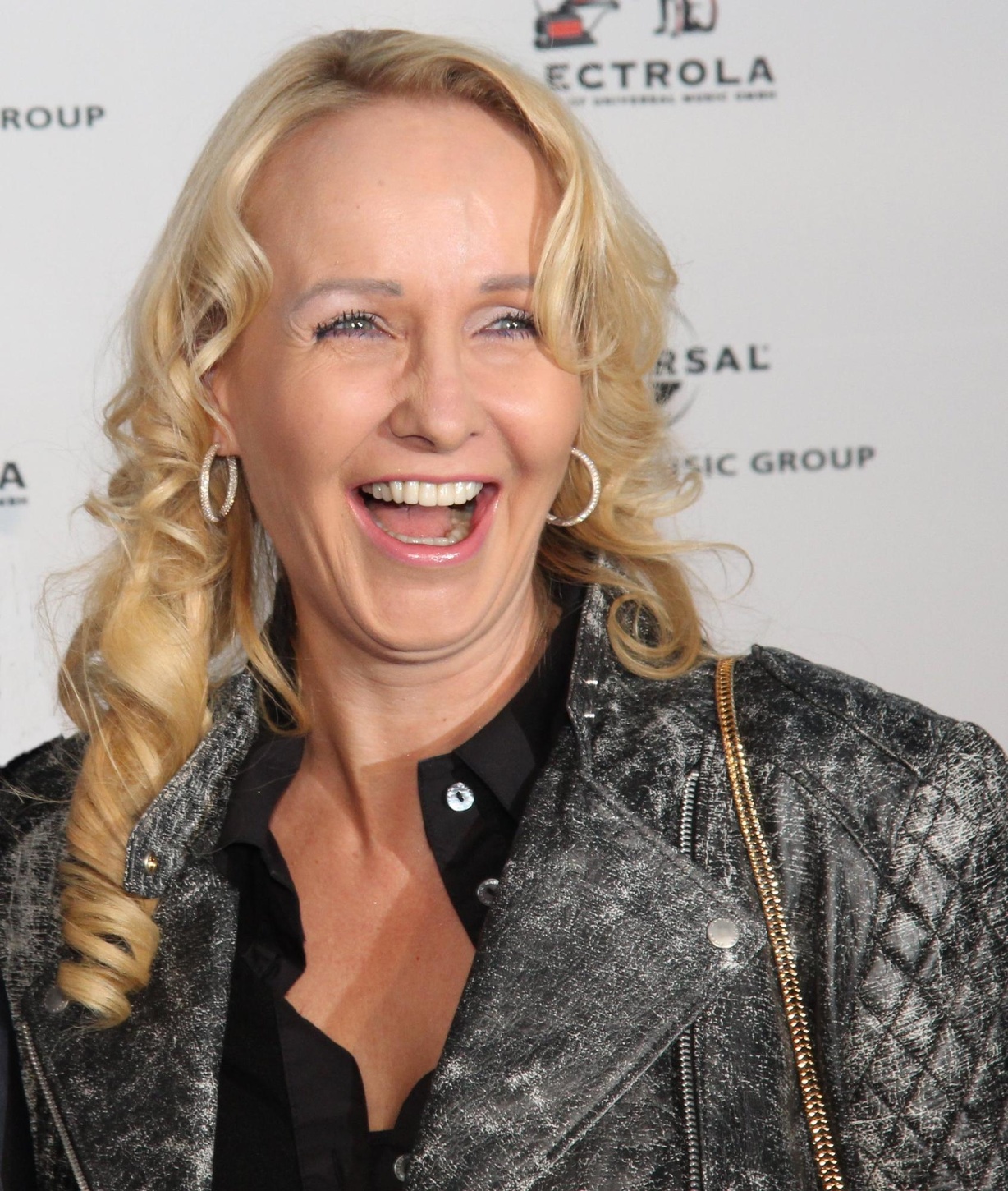 almara records gewinnt Kristina Bach als Produzentin