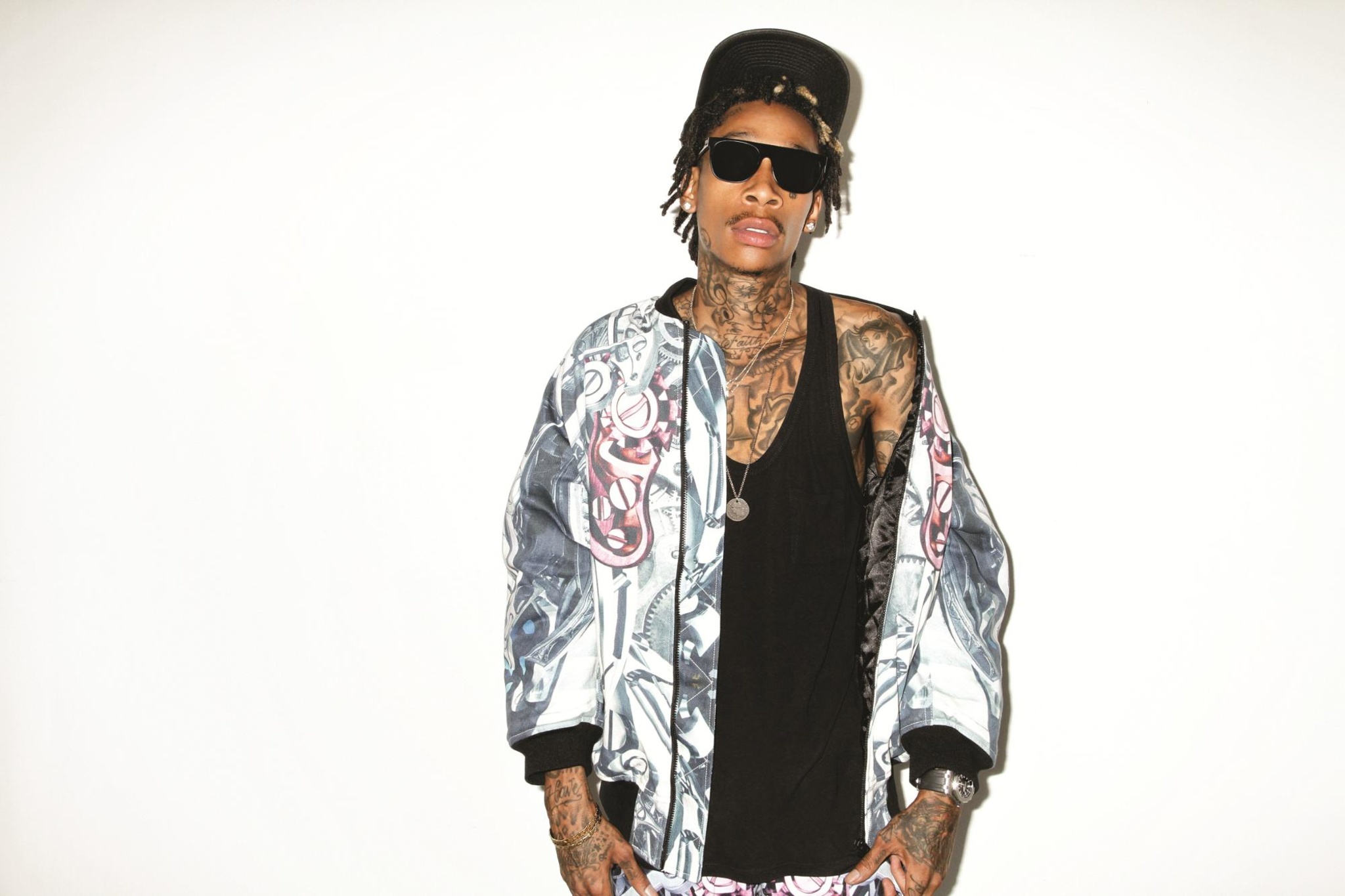 Stellt Mit Unterstutzung Von Charlie Puth Nach Funf Jahren Einen Neuen Youtube Rekord Auf Wiz Khalifa Bild Miko Lim Stellt Mit Unterstutzung Von Charlie Puth Nach Funf Jahren Einen Neuen Youtube Rekord Auf Wiz Khalifa Bild Miko Lim