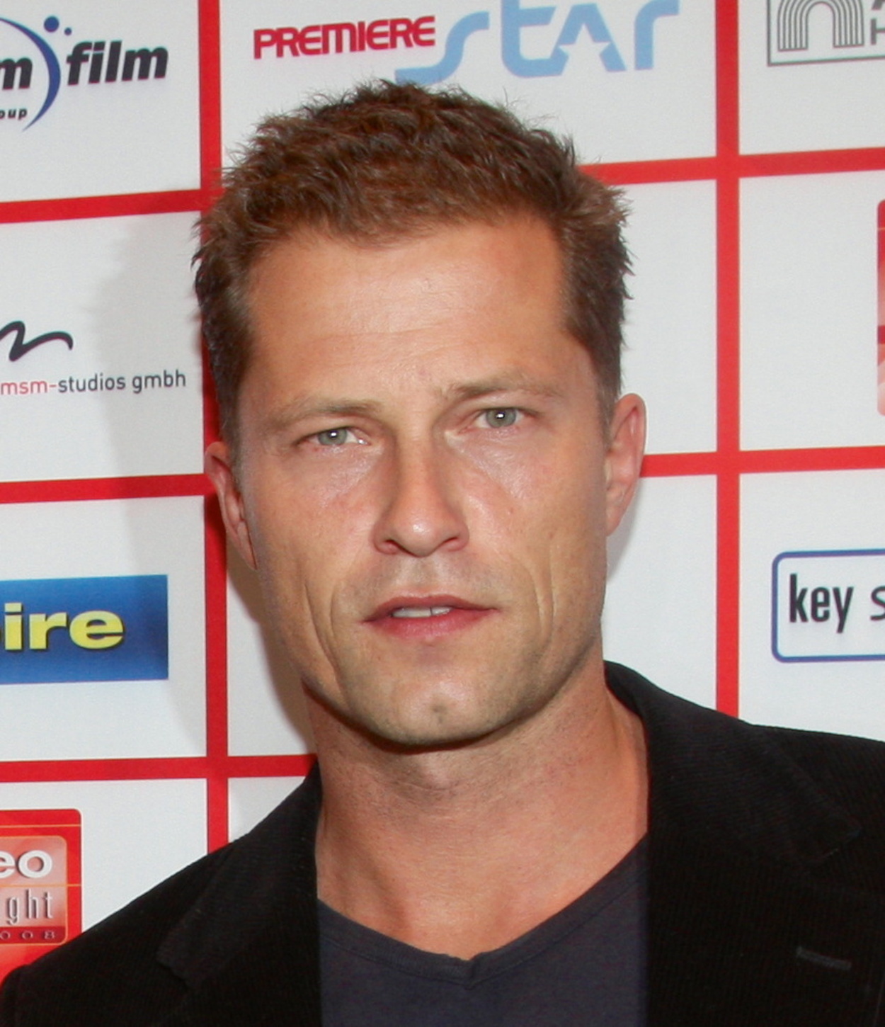 Schweiger Mit Internationalem Cast In Franzosischer Actionkomodie